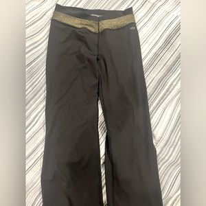 victoria secret sport black yoga pants gold belt size small